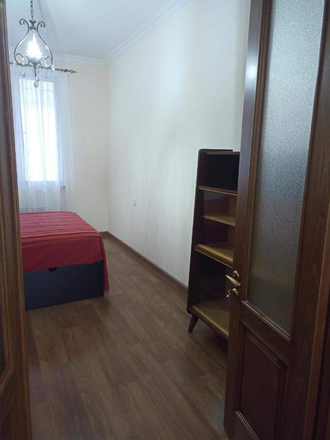 Spacious One Bedroom In The Centre