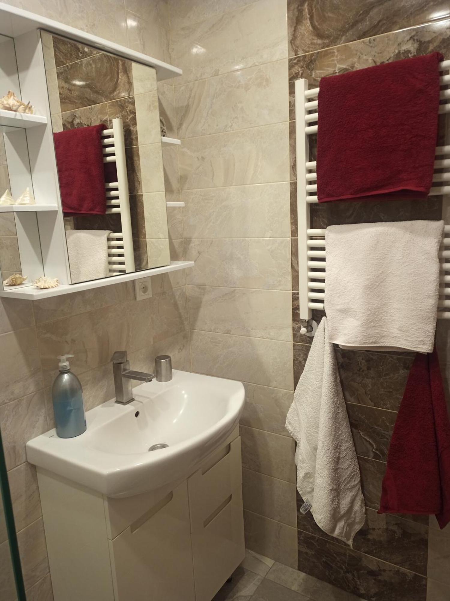 Spacious One Bedroom In The Centre * Yerevan